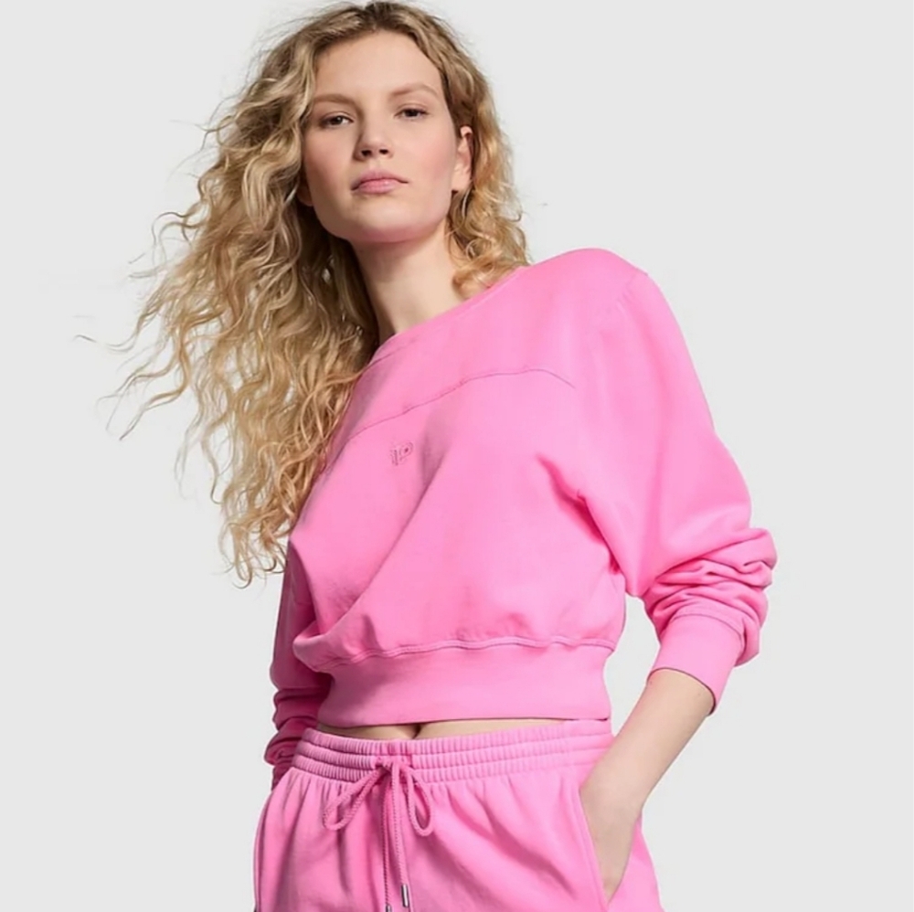 VS Lola Fleece Sweatshirt